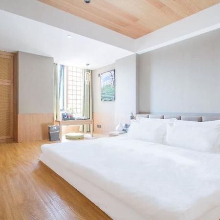 Qiuguo Hotel Beijing Sanyuanqiao Yansha 潮阳 外观 照片